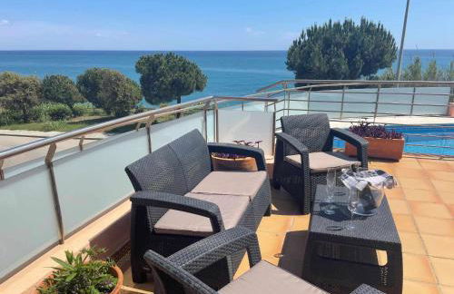 Villa Farell just in front of the sea - Foto 8