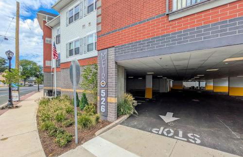 227 Modern 1BR Apt Walk to NJT - Foto 16