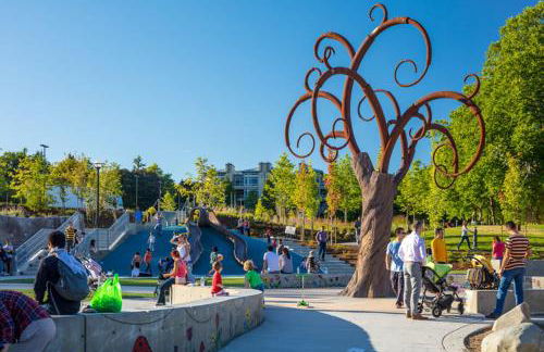 Condo with king bed, walk to Microsoft & park - Foto 25