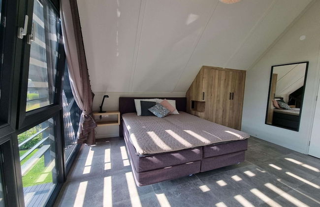 Luxurious Detached Water Villa With Jetty - Foto 40