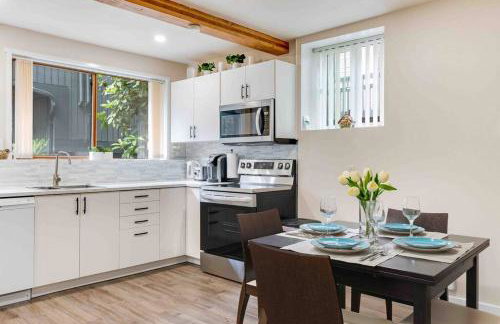 Adorable new studio with free parking and WiFi - Foto 1