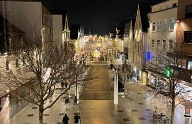 Geräumige 160 qm Wohnung für 9-11 Personen in der Stadtmitte - Foto 5