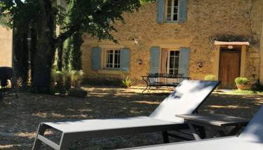 Mas Boudeissoun - Cœur de cerise - Baignade à 600 m - Foto 3, Garden, sunbed, Garden view