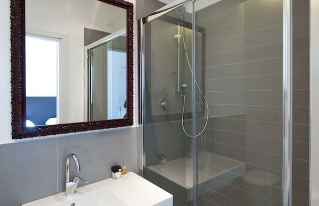 Imperia Suite - Photo 43