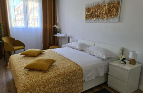Adriatic Loridas - Foto 8