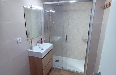 Apartamento nuevo en Calella totalmente reformado con Parking privado - Photo 23