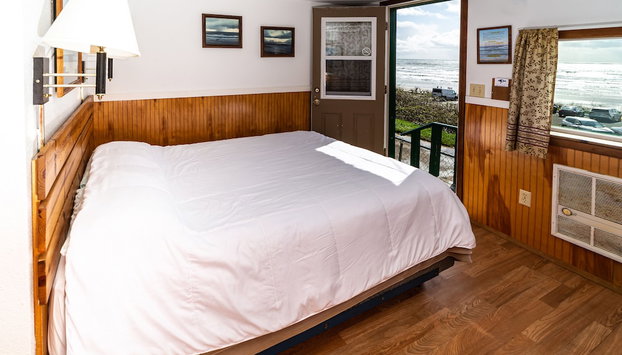 Oceanside Ocean Front Cabins - Foto 3, Habitación