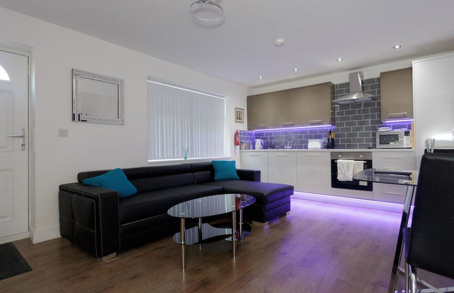 Live in Leeds Greenhill Bungalows - Photo 62