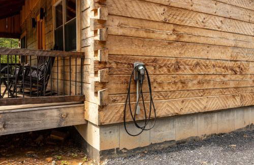 Foxhole Cabin, New custom log cabin in Shenandoah Valley - Photo 37