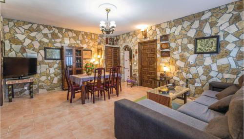 2 Bedroom Nice Home In Puig Ventos - Foto 2