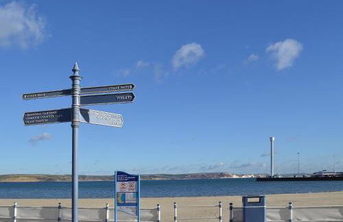 Carpenters Cottage - Photo 18