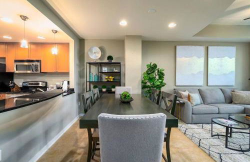 Stunning & Luxurious 2Bed 2Bath Open floor plan - Foto 4