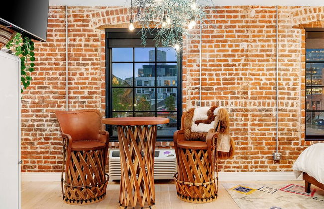 The Acoma House - Photo 42