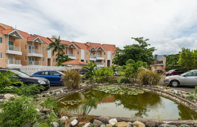 Kingston Most Centrally Located Two Bdrm - Foto 25