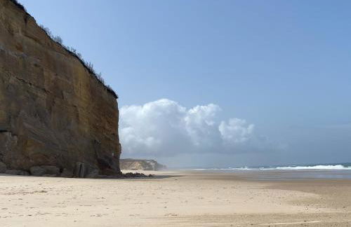 Beachfront Villa with Private Beach Access, Ocean Views, Pool, - Foto 31