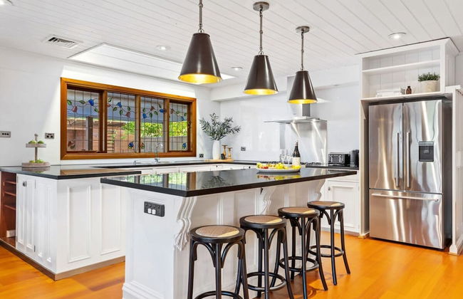 The Peninsula Chateau Lodge-inspired Luxury - Photo 14