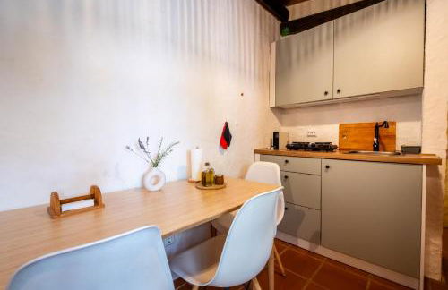 Riverlake House - frente ao lago e com jardim - Foto 18