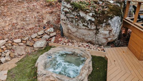 The Mighty Sycamore Treehouse at Treetop Escapes - Foto 5