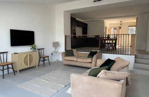 The Tack Store, Modern 3 Bed, 6 person, Barn in a Rural Setting with Great Access - Foto 13