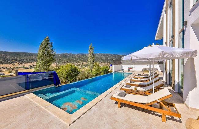 Villa Taha in Kas With 3 Bedrooms and 3 Bathrooms - Foto 35