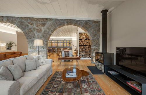 Loja Sr Costa by Casas com Estória Boutique Houses - Photo 6