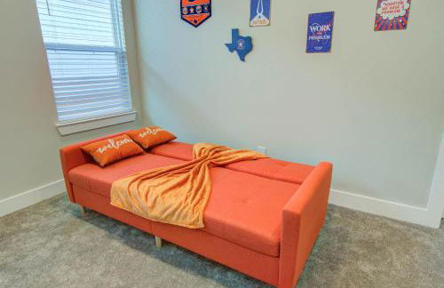 The Orange HTX by NRG Med Cent - Photo 44