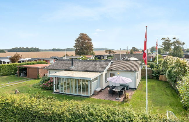 "Hattie" - 100m from the sea - Foto 8