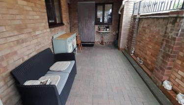 Spacious, self-contained annex in Stratford - Foto 3