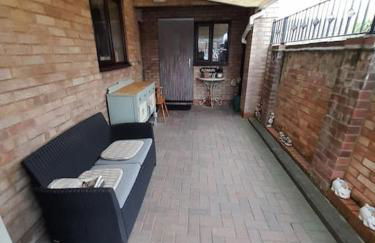 Spacious, self-contained annex in Stratford - Foto 3