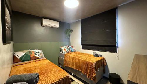 Apê térreo sem escada com Ar Cond, WiFi e banheira! - Foto 5