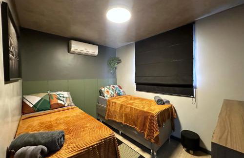 Apê térreo sem escada com Ar Cond, WiFi e banheira! - Foto 5