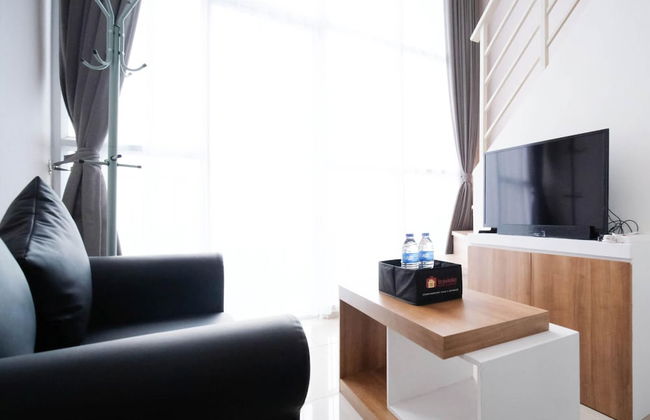 Comfy Studio Loft Connected To Mall At Icon Gresik Apartment - Foto 7