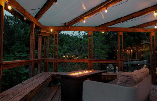 Luxe Dallas Estate Nearly Half Acre Skyline Views - Foto 69