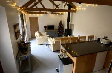 cosy cottage on banks of River Wye - Foto 19