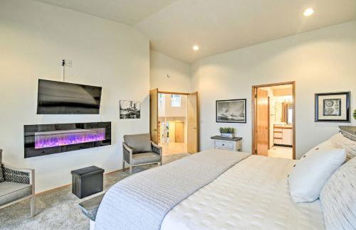 Unique Port Ludlow Home with 3 Decks and Hot Tub! - Foto 20