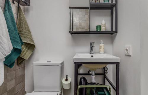 Avenca da Praia - Tiny House 4 Beach & Surf Lisbon Getaway - Photo 9