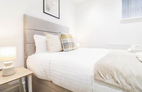 The Dashwood Suite - 2BR Modern Apt with Stylish Design Decor, Free Secure Underground Parking & 50" Smart TV - Foto 59