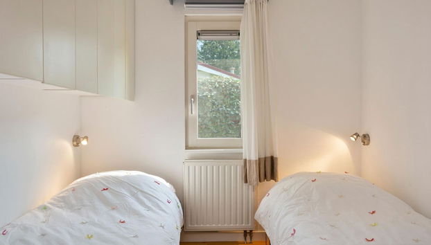 Light and Quiet Chalet With Beautiful Terrace Near Historic Goedereede - Foto 2, Habitación