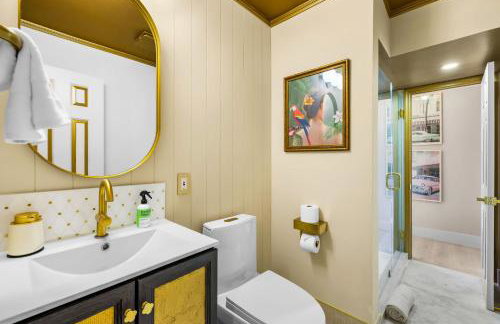 5 Min to Beach - Heated Pool Hot Tub 85 TV's BBQ Games - Foto 50