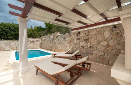 Holiday house with a swimming pool Prizba, Korcula - 199 - Photo 11