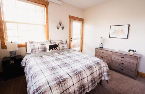 Large & Updated Driggs Condo Close to Town! 40 miles to Grand Teton! - Foto 9