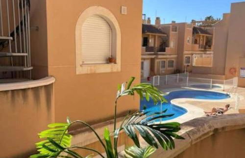 Inviting holiday home with pool - Foto 26