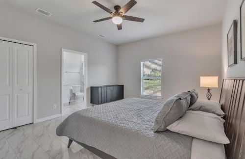 Serene Golf View Retreat 3 Bedroom Duplex by RedAwning - Foto 44