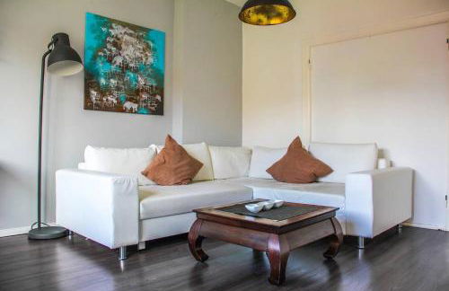 EXKLUSIVE 2 Zimmer Wohnung mit Balkon in Top Lage! - Foto 2