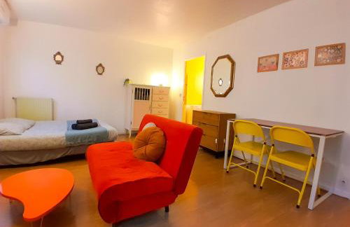 Grand T1 proche RER A, Vrai lit, Cuisine séparée, RDC - Foto 7