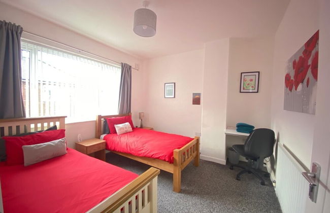 3 Bed House - Sleeps 5 - Wifi, Parking - Foto 7