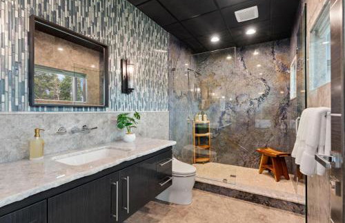 The Glass Mansion w/Optional Boat Rental - Foto 60