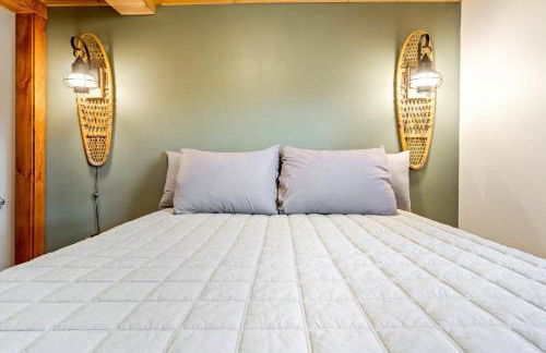 The Chalet - Spacious 7 bedroom near Sugarloaf, on Snowmobile and UTV trails, Hiking, Golf and Flagstaff Lake across the street - Foto 79