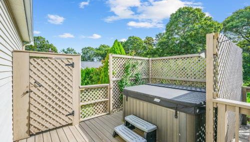 Charming Harwich Home—Relax Explore Cape Cod - Photo 3