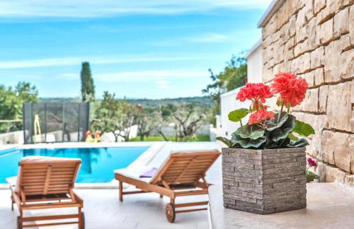 Villa Genesis - Stadtvilla Marčana Istrien - mit privatem, beheizbaren Infinity Pool und Olivengarten - Foto 5